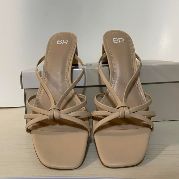 BRAND NEW BP Nude Tiny heeled sandals - Picture 2 of 2